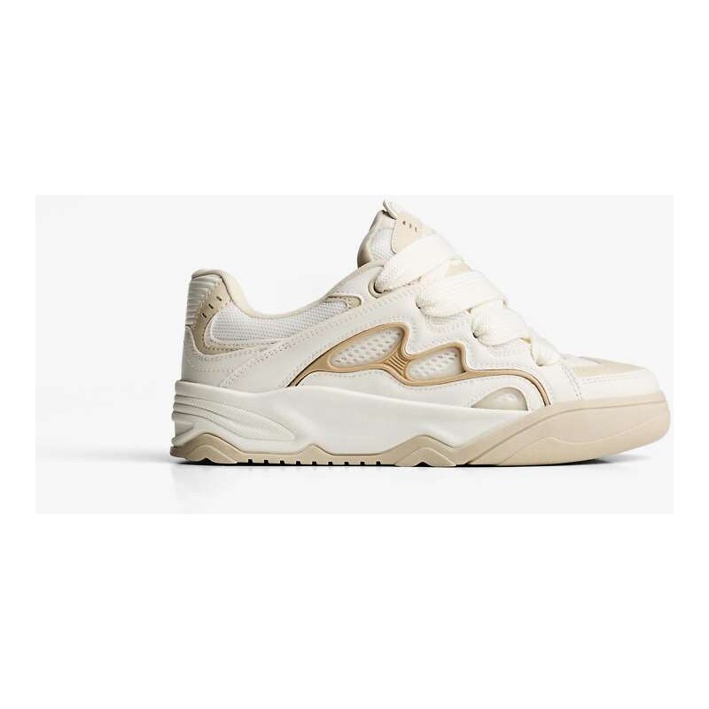 Bershka Chunky skate trainers in white-Neutral