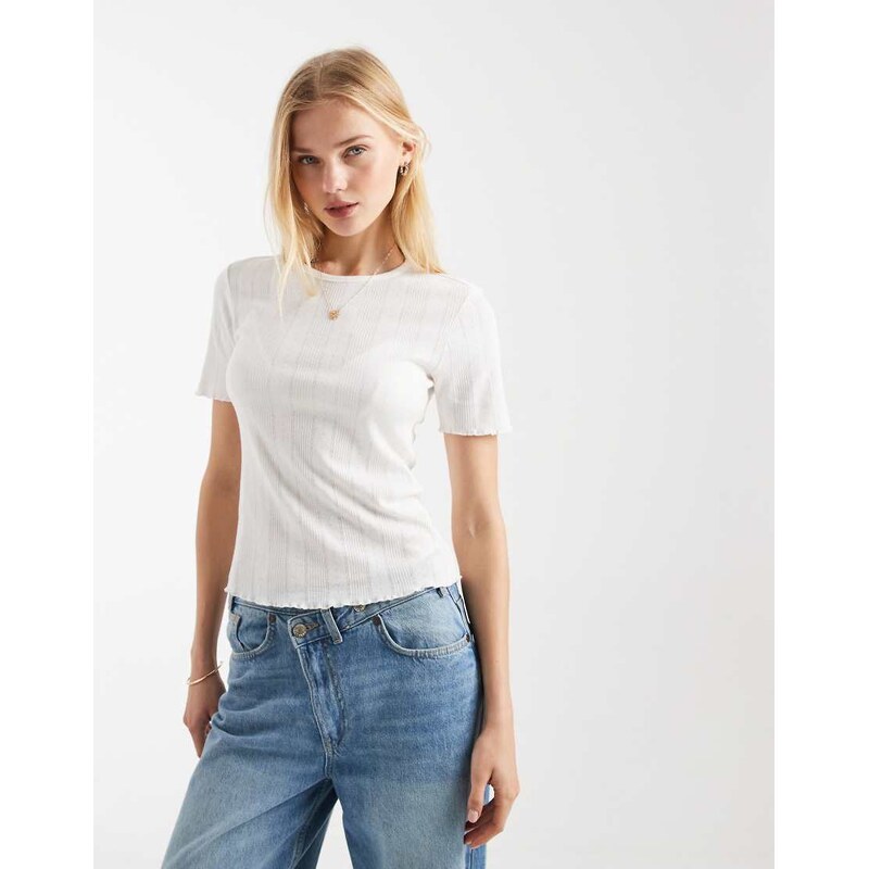 ONLY pointelle lettuce edge top in white