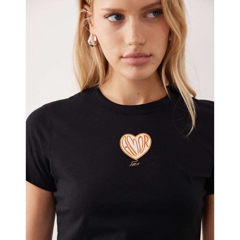 JJXX amour patch baby tee in black