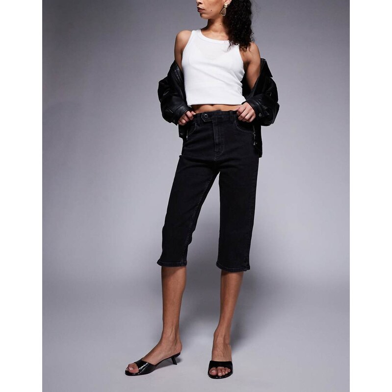 ASOS DESIGN capri jean with front pockets in black