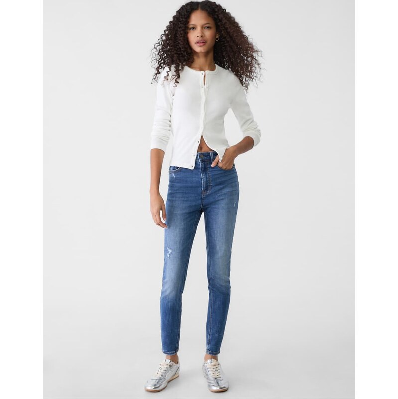 Stradivarius D09 skinny super high-waist jeans in medium blue 113268621