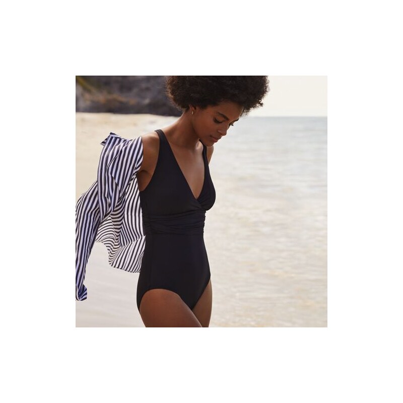 Smoothing Plunge V-neck Swimsuit, Women, size: 8, regular, Black, 113350652