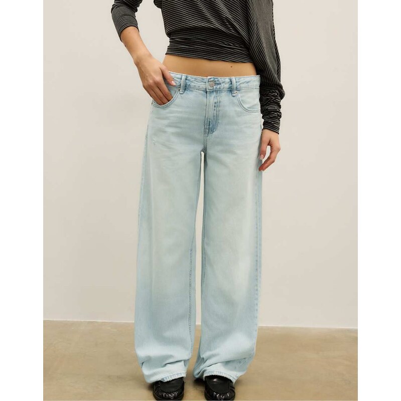 Stradivarius D91 low-rise wide-leg jeans in medium blue denim 113268752