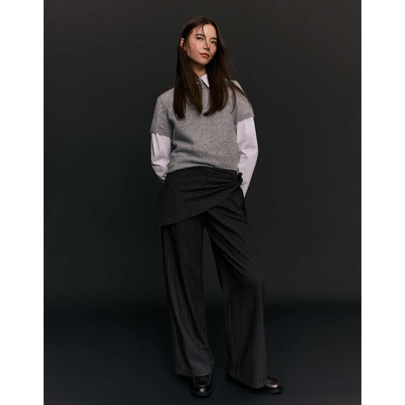 Bershka Tailored fit scarf trousers in black