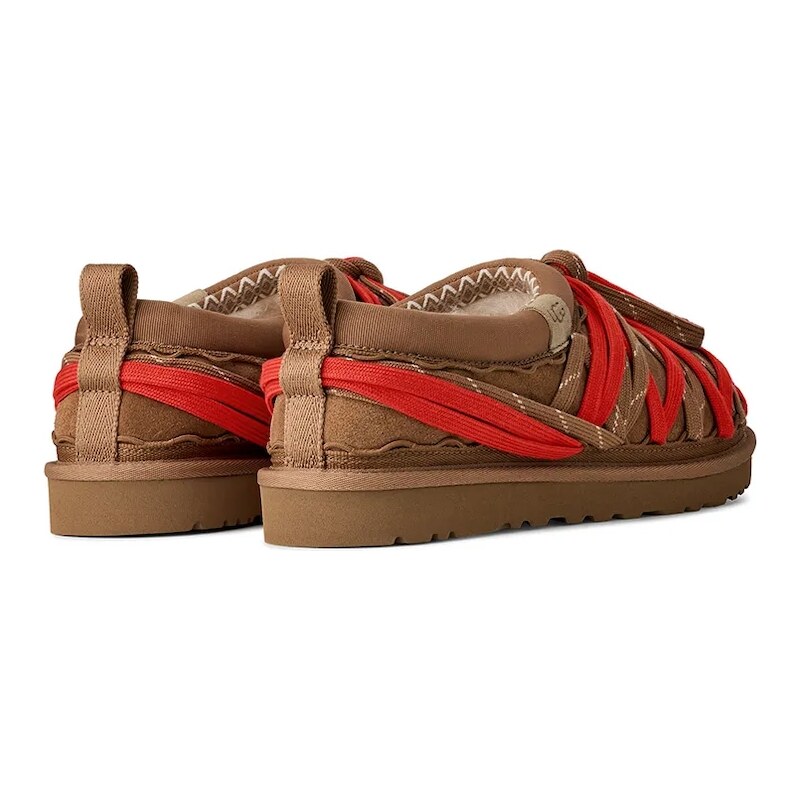 Semišové papuče UGG M Tasman Lace