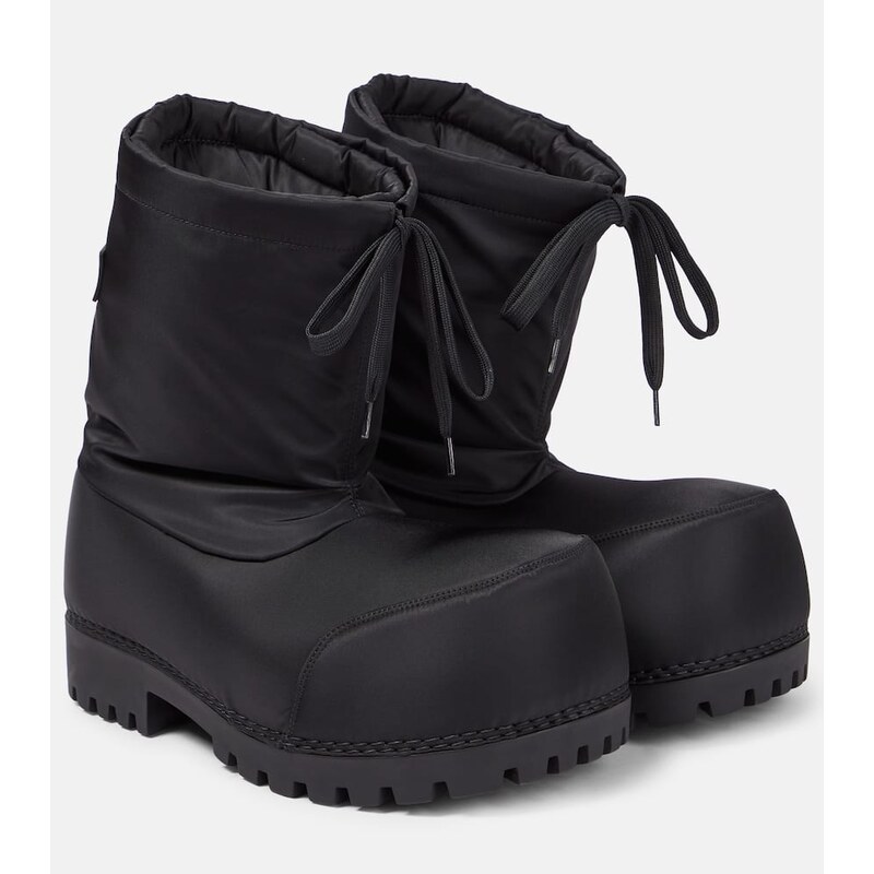 Balenciaga Alaska Low snow boots