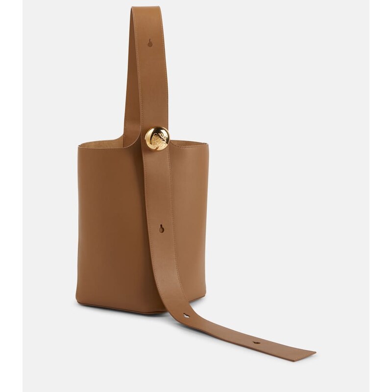 Loewe Pebble Medium leather bucket bag