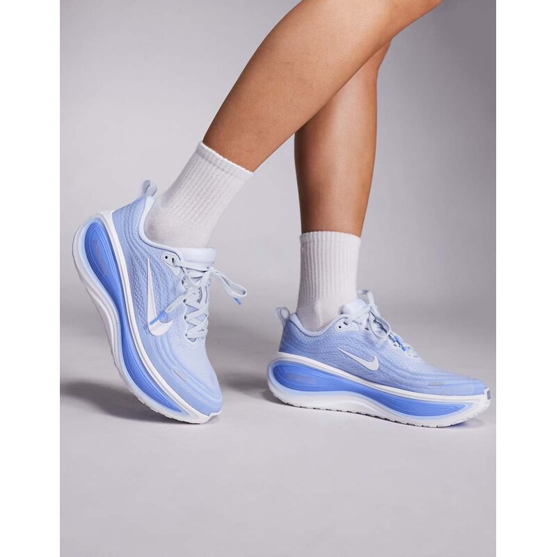 Nike Running Vomero Plus trainers in blue