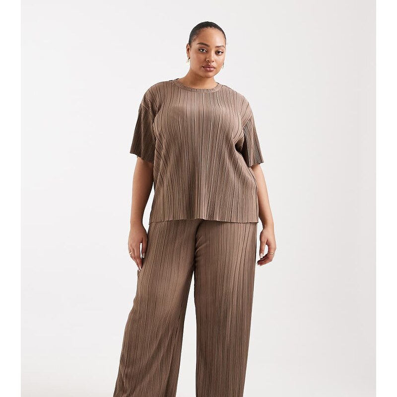 ONLY Curve plisse wide leg trousers co-ord in light brown