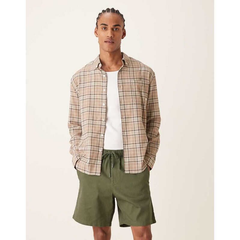 Farah Swinton drawstring shorts in khaki-Green