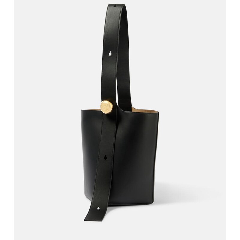 Loewe Pebble Medium leather bucket bag