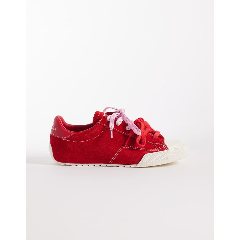 Converse Chuck Taylor Lo trainers with double lace in red