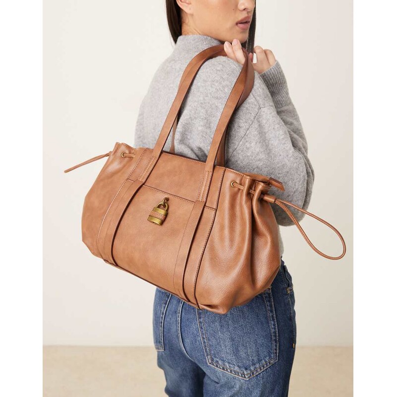 Accessorize padlock shoulder bag in tan-Brown 113277335