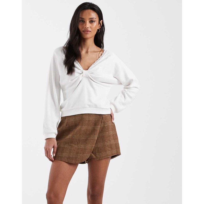 Miss Selfridge off shoulder long sleeve top in cream-White 113286283