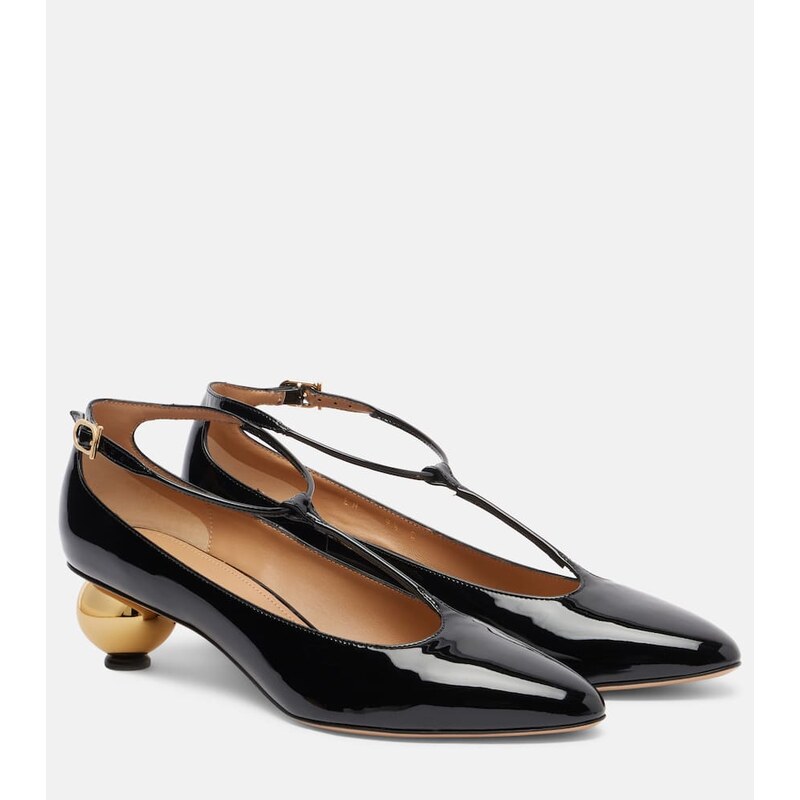 Ferragamo Tania 40 patent leather pumps