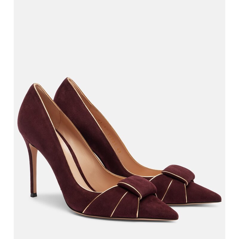 Gianvito Rossi Suede lodičky v barvě burgundy s zlatými detaily