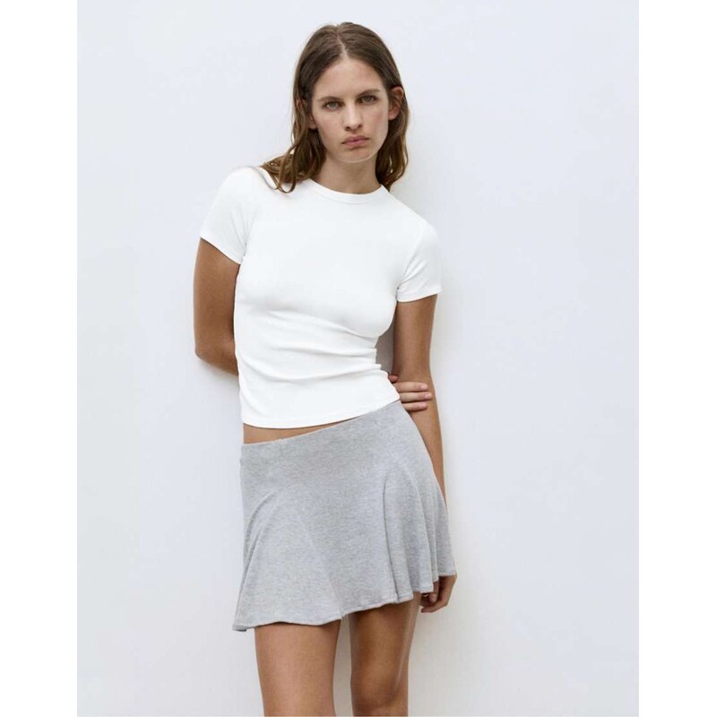 Pull&Bear Fitted short sleeve t-shirt in white 113291151