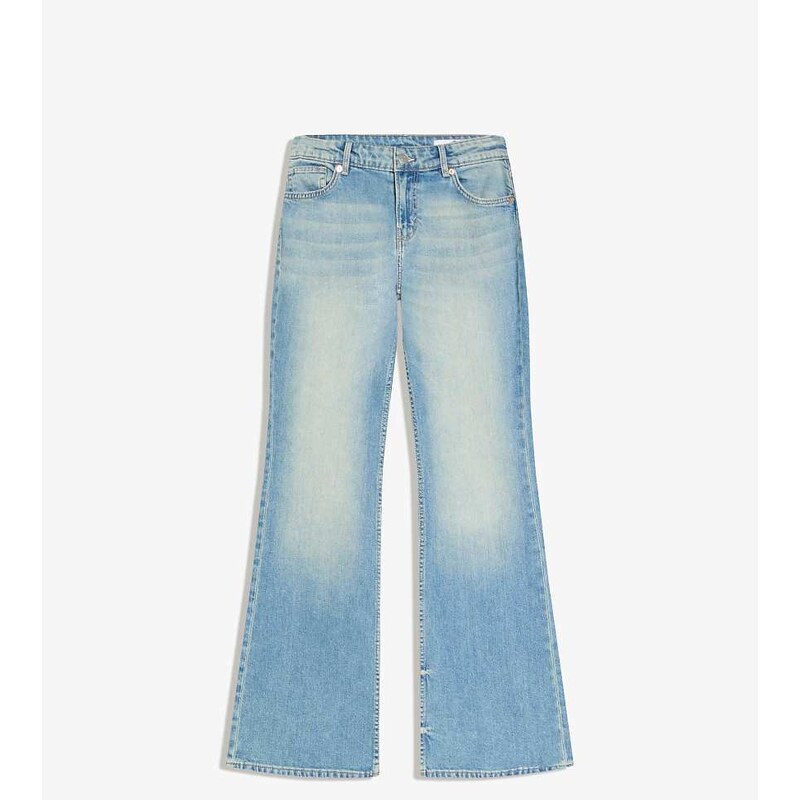 Bershka Petite low waist bootcut jeans in blue