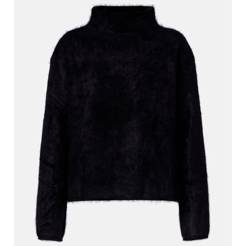 Lisa Yang Cashmere sweater