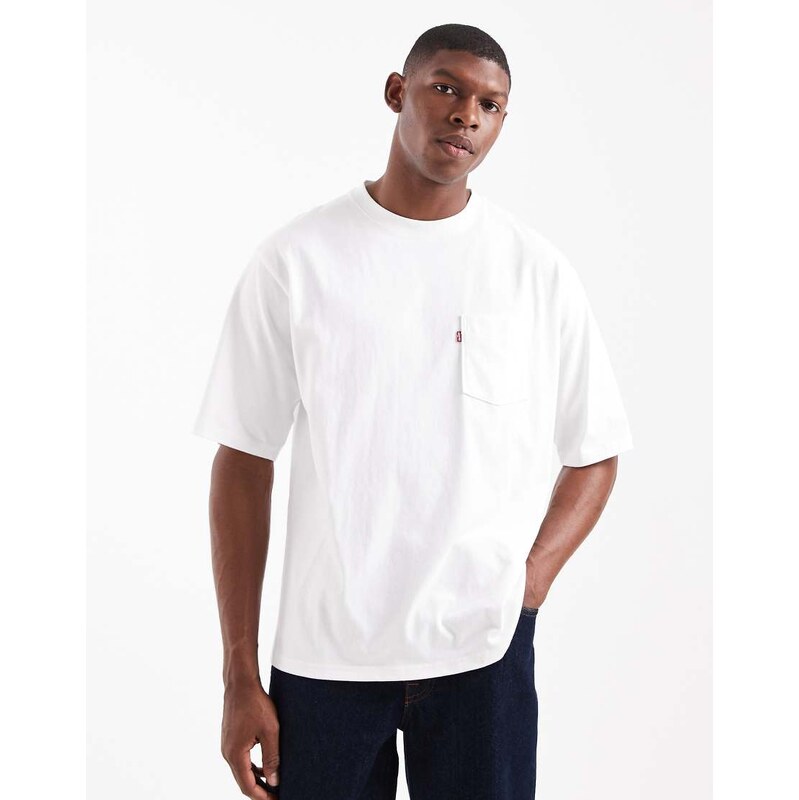 Levis chest pocket tab t-shirt in white