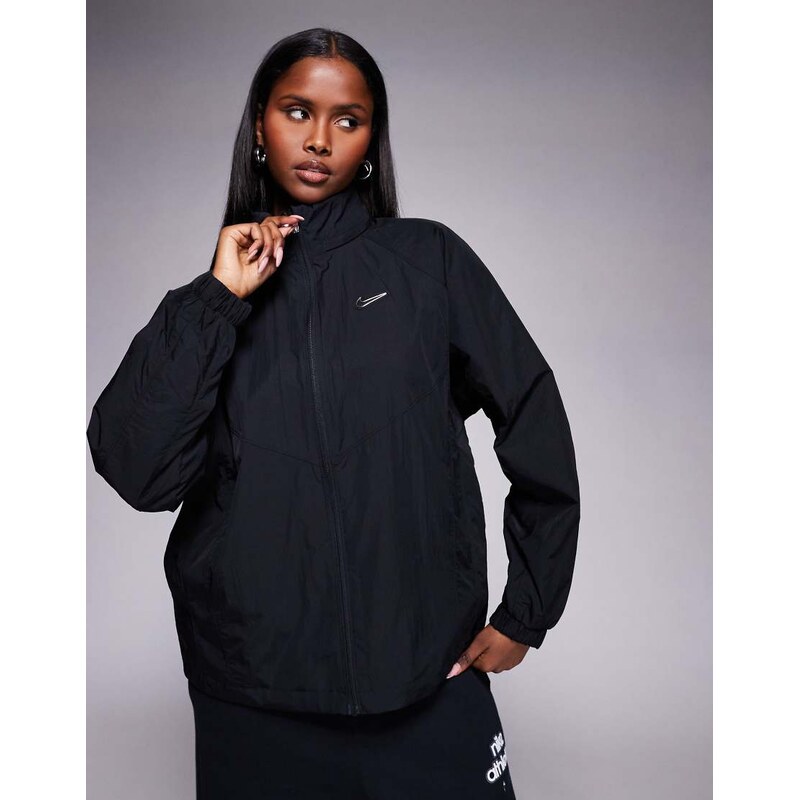 Nike Woven jacket in black 113369565