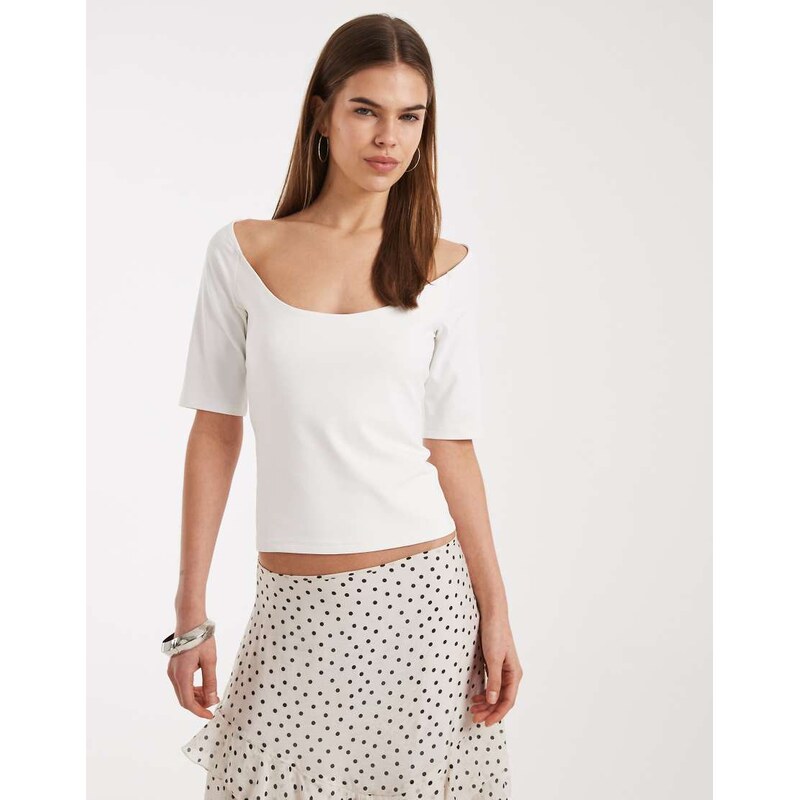 ASOS DESIGN wide scoop awkward sleeve polyamide in cream-White