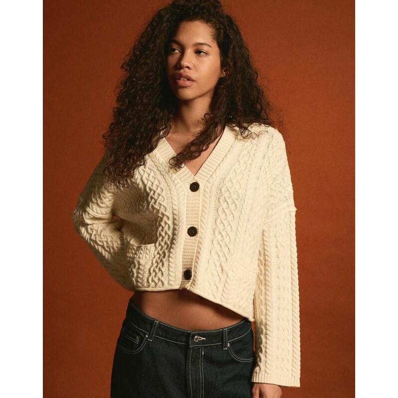 Bershka Braided rustic cardigan in ecru-White