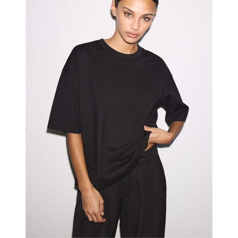 Stradivarius Oversize short sleeve t-shirt in black