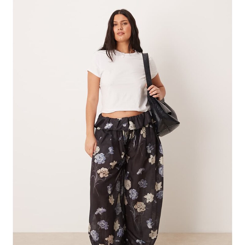 ASOS Curve ASOS DESIGN Curve floating trousers in floral in