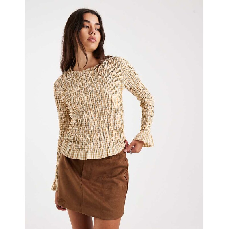 Daisy Street check long sleeve shirred top in beige check-Multi