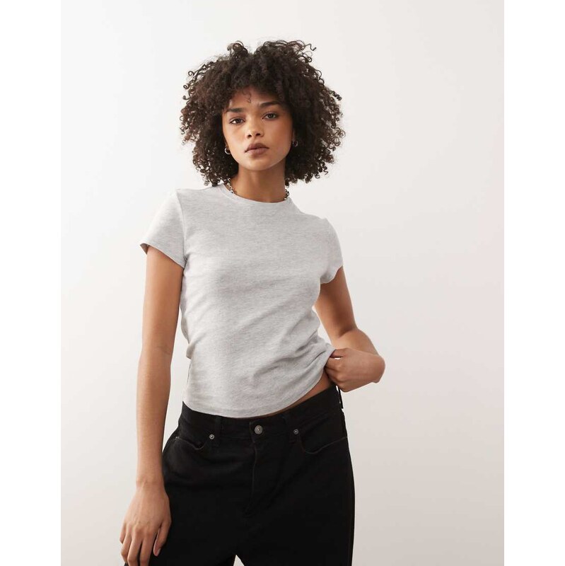 Weekday 90s baby tee in grey melange 113380534