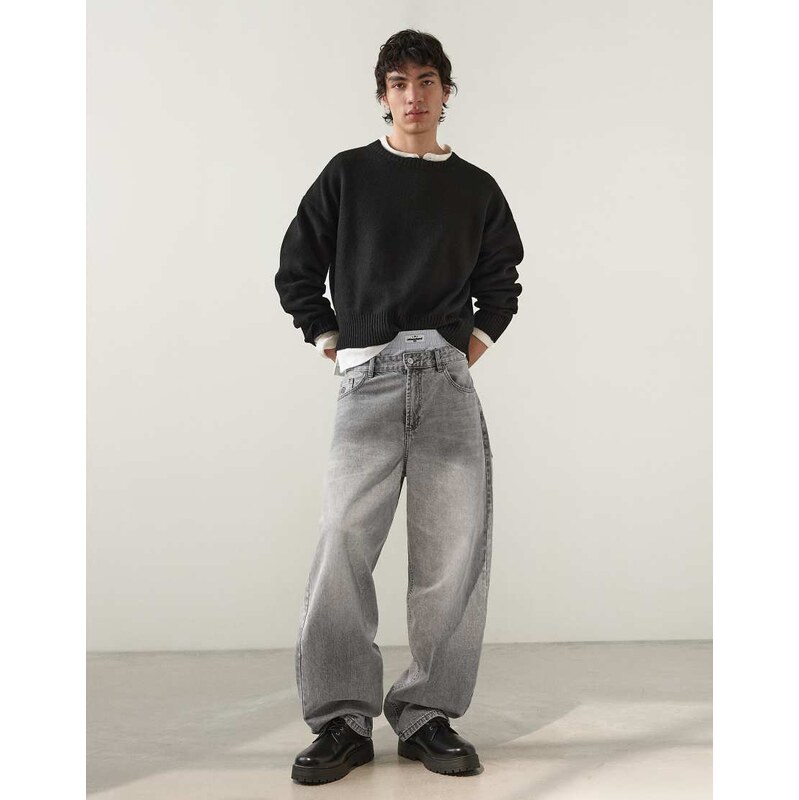Bershka Embroidered super baggy jeans in light grey