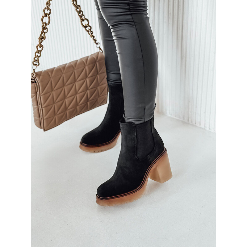dámské kozačky na černé Dstreet model 21981379 - FashionStreet