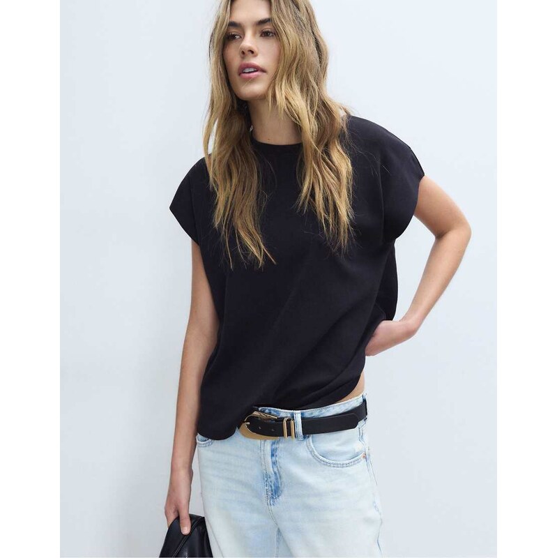 Stradivarius B06 basic dropped-shoulder t-shirt in black