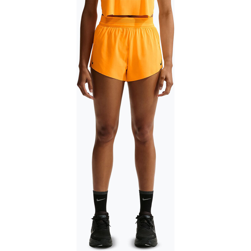 Dámské běžecké šortky Nike AeroSwift Dri-Fit ADV Mid-Rise 3