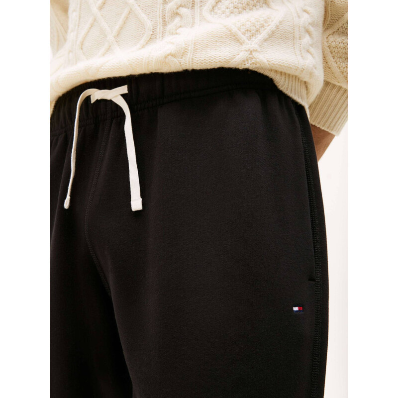 Tommy Hilfiger pánské černé tepláky
