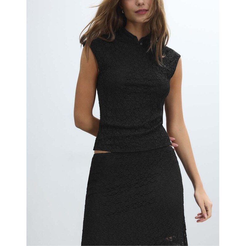 Stradivarius Lace qipao inspired style t-shirt with mandarin
