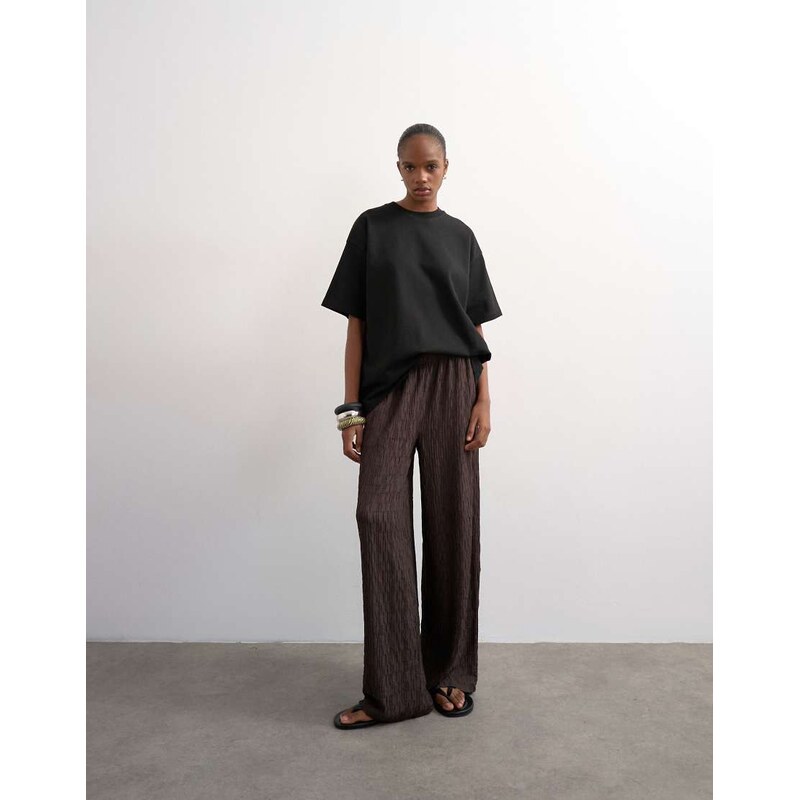 Topshop crinkle jersey wide leg trousers in chocolate-Brown