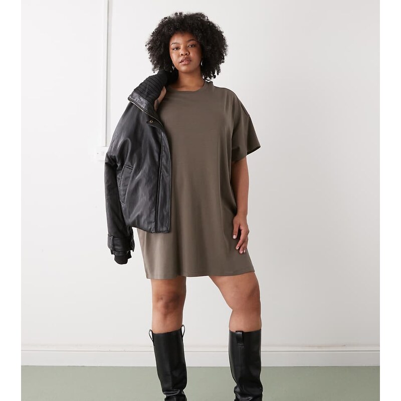 Noisy May Curve boxy t-shirt dress in brown 115520608