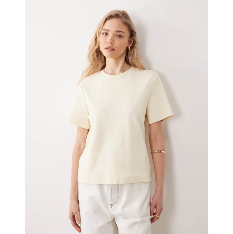 Mango classic t-shirt in butter yellow