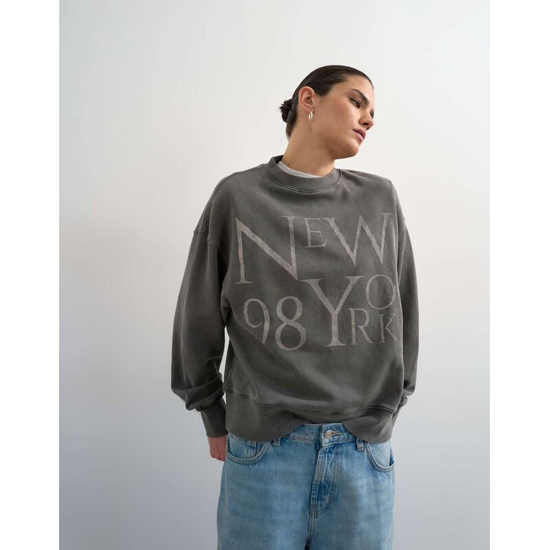 Topshop relaxed New York graphic sweatshirt-Black