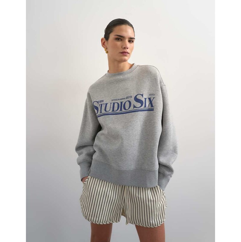 Topshop relaxed Studio 6 graphic sweatshirt-Grey 113500280