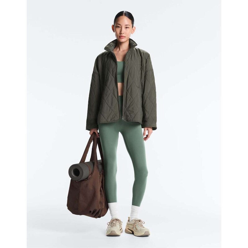 OYSHO Comfortlux high-rise ankle-length leggings in dark green 113500312