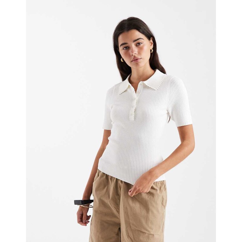 New Look ribbed polo t-shirt in cream-White