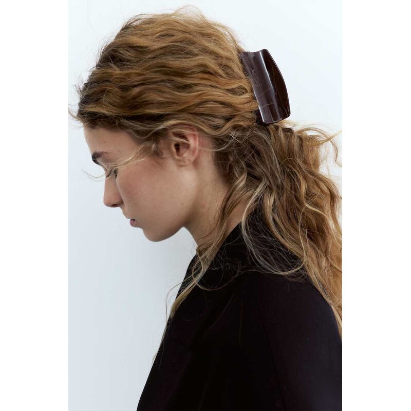 Pull&Bear Square hair clip in brown 113518878
