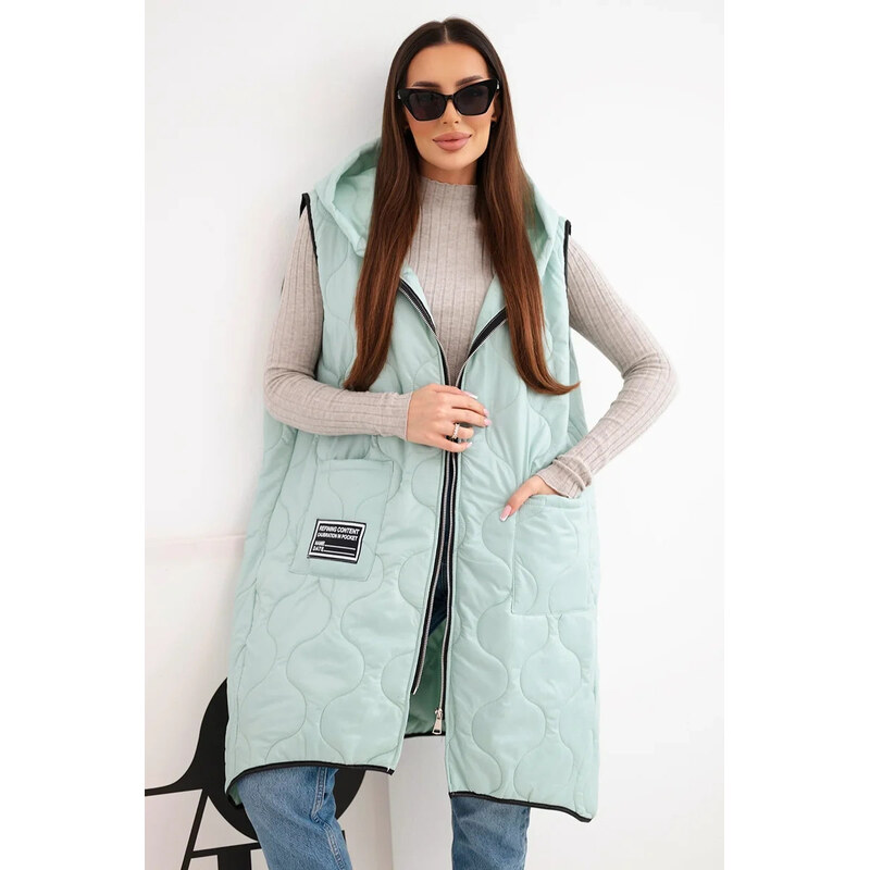 K-Fashion Dámská prošívaná vesta Plus Size s kapucí na zip