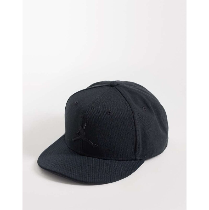Jordan cap in black