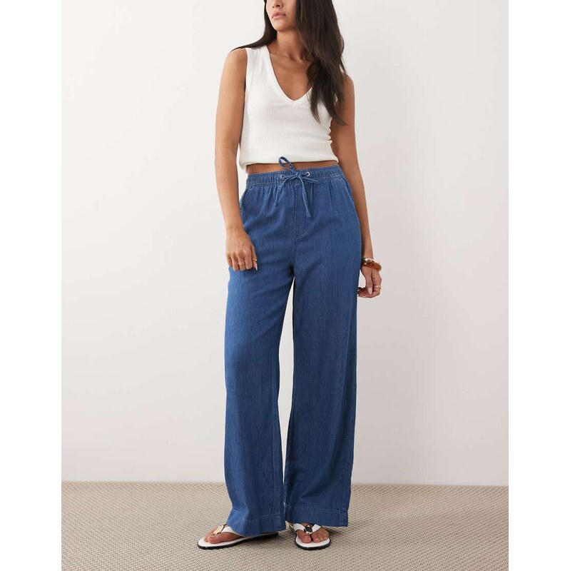 New Look wide leg chambray denim trousers in mid blue 113650330