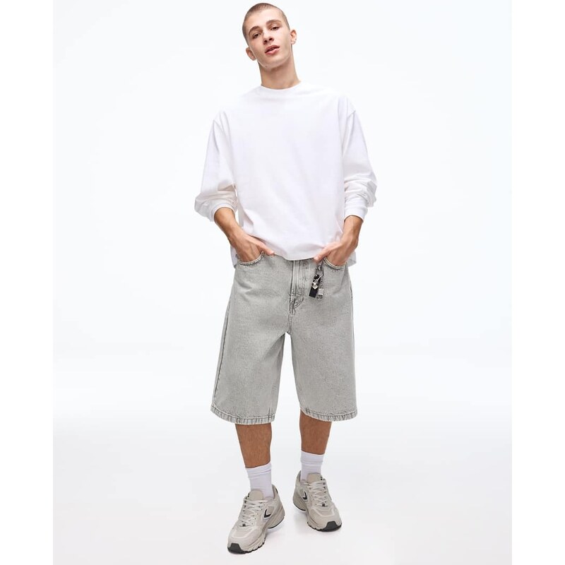 Bershka Baggy denim bermuda shorts in light grey