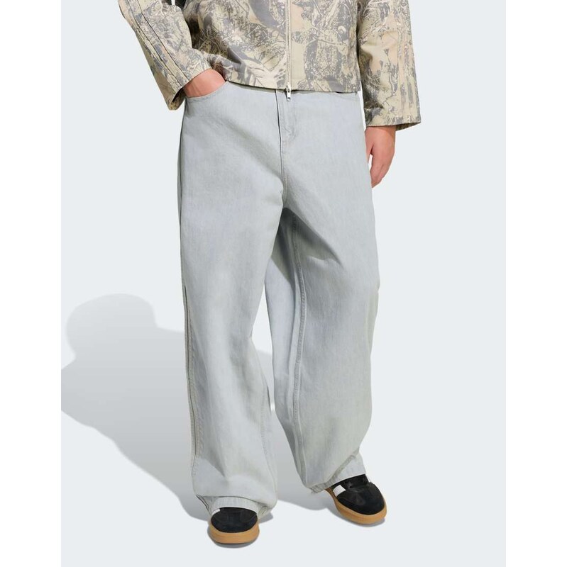adidas Originals 90s alternative sport wide leg skater jean in crystal 115500034